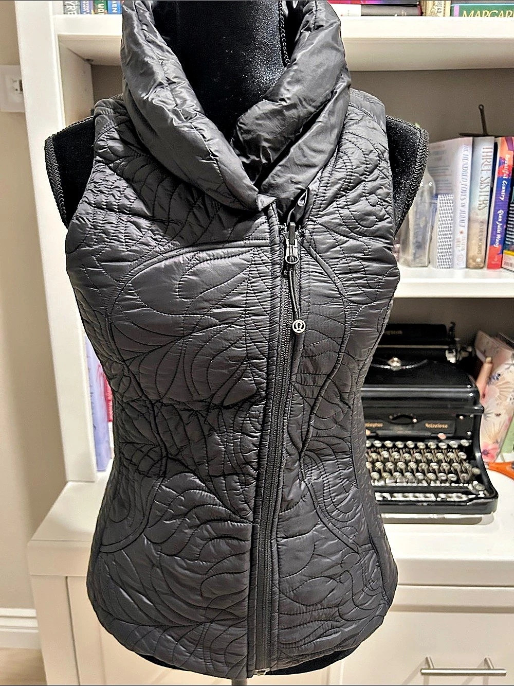 lululemon Wunder Puff Waist Vest Black Quilted Vest